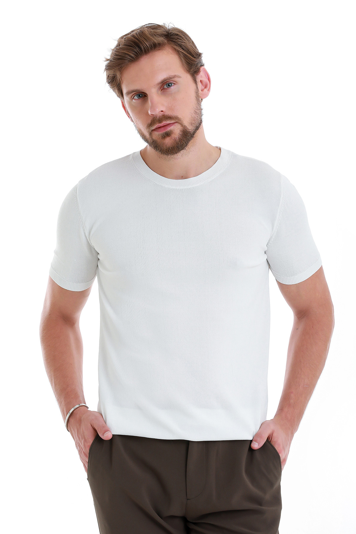 Beyaz Regular Fit Bisiklet Yaka Rayon Tişört