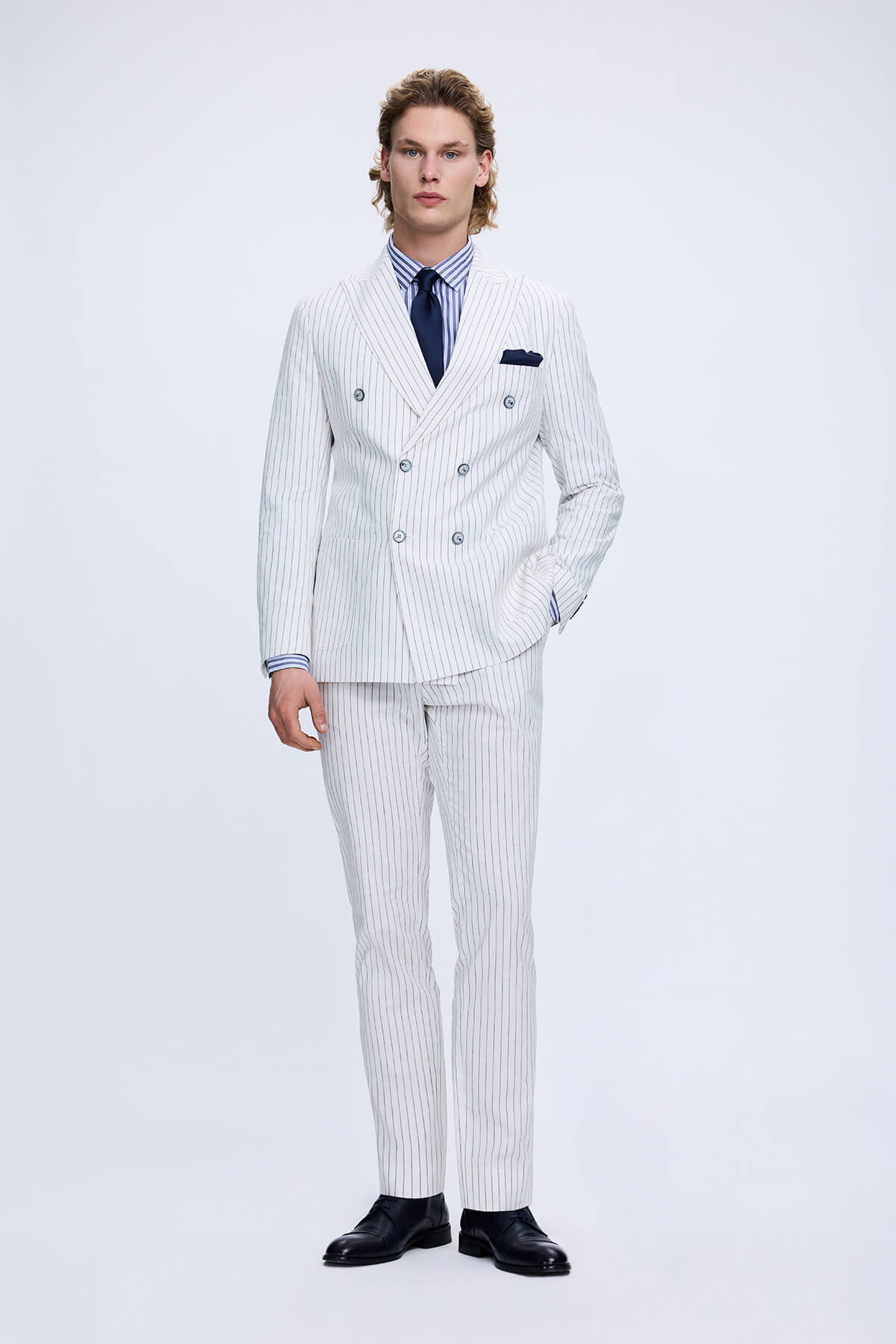 Beyaz Slim Fit Çizgili Kruvaze Keten Takım Elbise