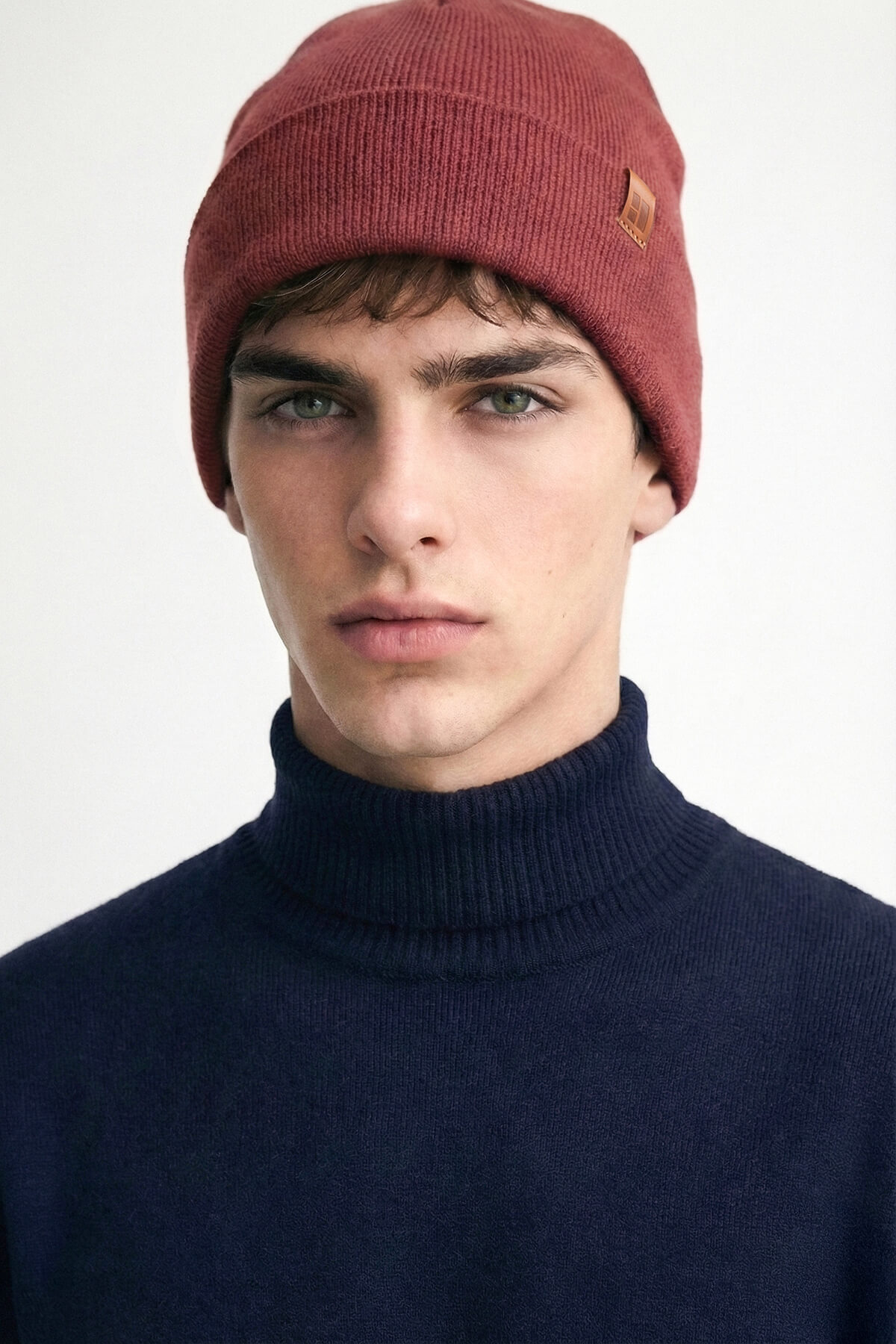 Bordo Erkek Bere