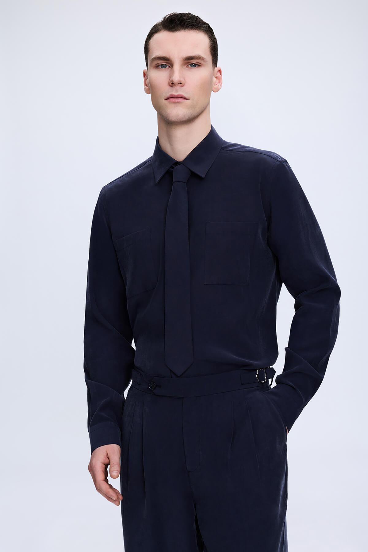 Lacivert Slim Fit Slim Yaka Pamuklu Uzun Kollu Gömlek